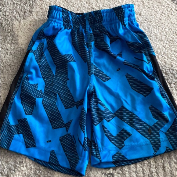 Short and Tank Set - Picture 4 of 6